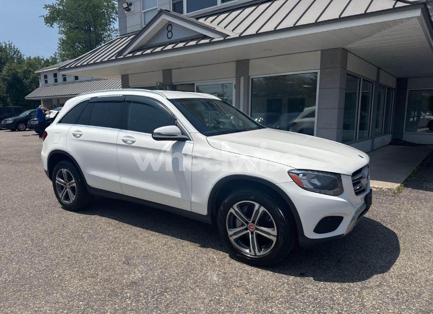 2016 Mercedes-benz Glc 300 4MATIC (VIN WDC0G4KB0GF010501) main photo