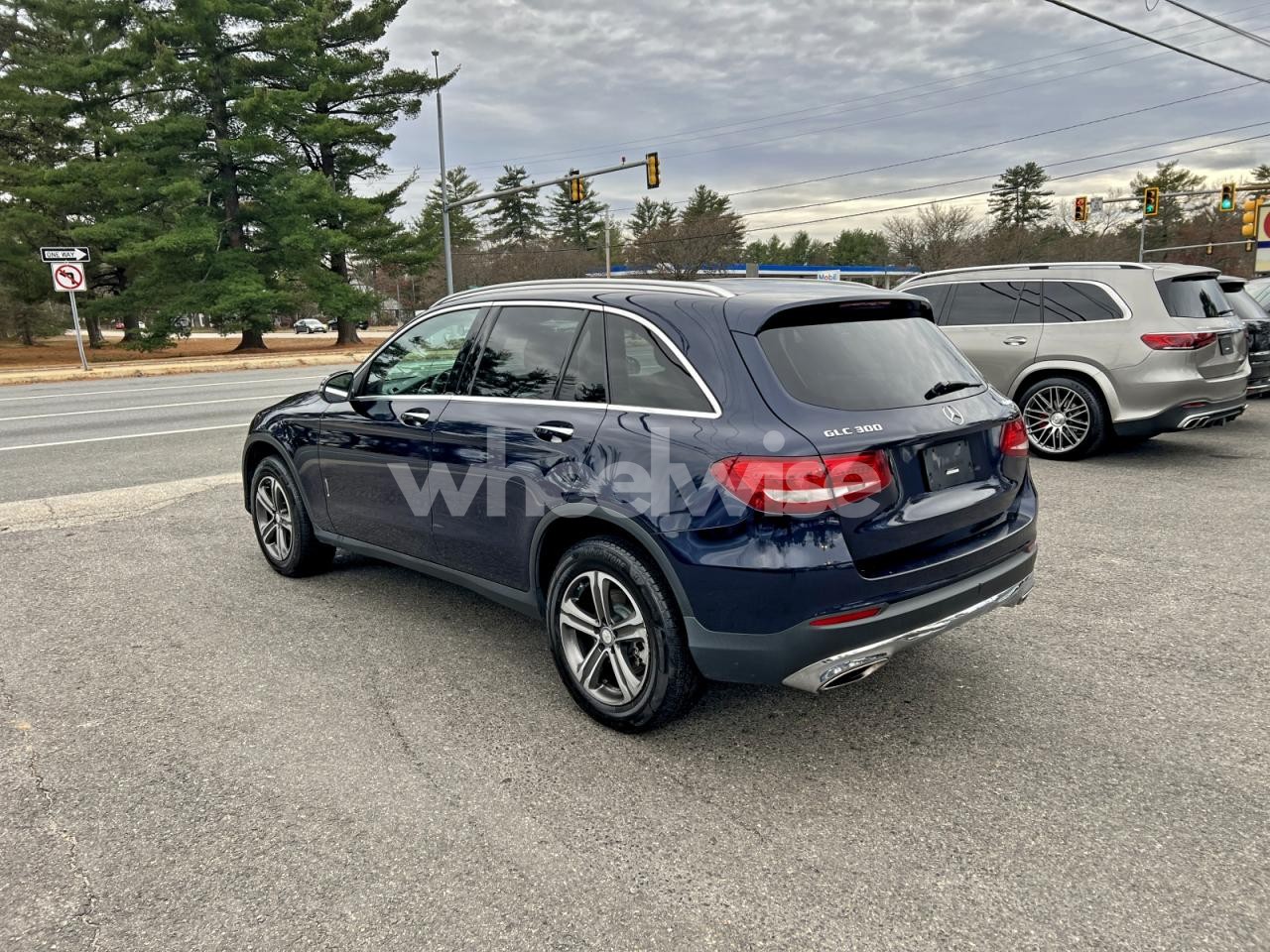 Photo 3 of 2016 MERCEDES-BENZ GLC 300 4MATIC (VIN WDC0G4KB0GF087319)