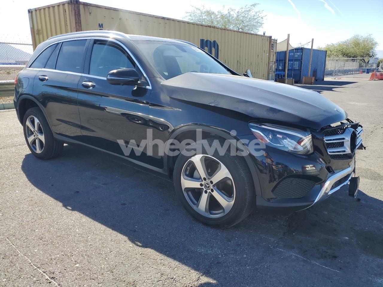 Photo 4 of 2019 MERCEDES-BENZ GLC 300 4MATIC (VIN WDC0G4KB1K1001361)