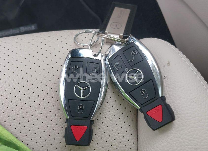 Photo 11 of 2019 Mercedes-benz Glc 300 4MATIC (VIN WDC0G4KB1KV130726)