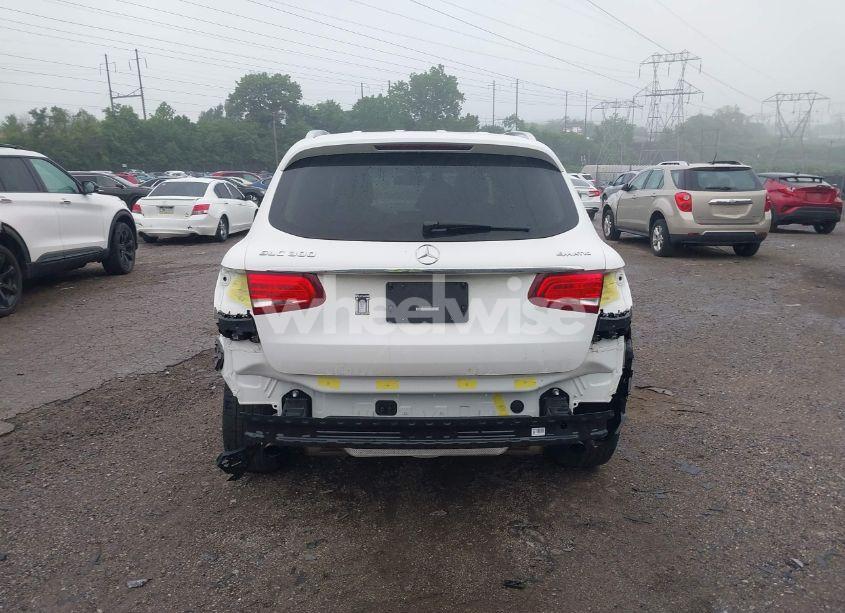 Photo 17 of 2019 Mercedes-benz Glc 300 4MATIC (VIN WDC0G4KB1KV130726)