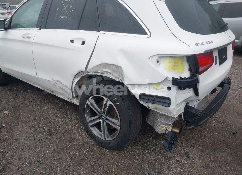 Photo 18 of 2019 Mercedes-benz Glc 300 4MATIC (VIN WDC0G4KB1KV130726)