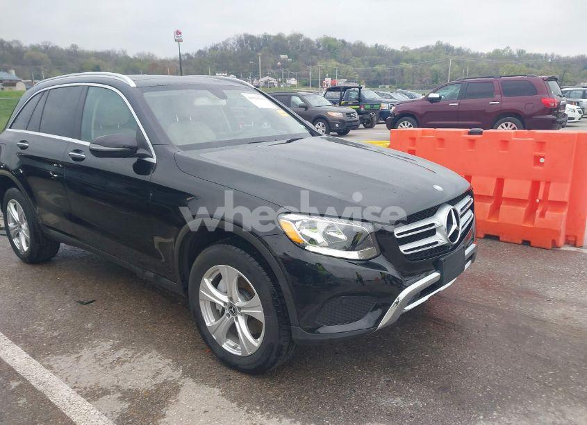 2017 Mercedes-benz Glc 300 4MATIC (VIN WDC0G4KB2HF260517) main photo