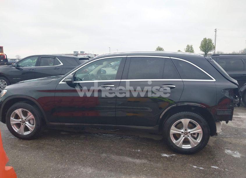 Photo 15 of 2017 Mercedes-benz Glc 300 4MATIC (VIN WDC0G4KB2HF260517)