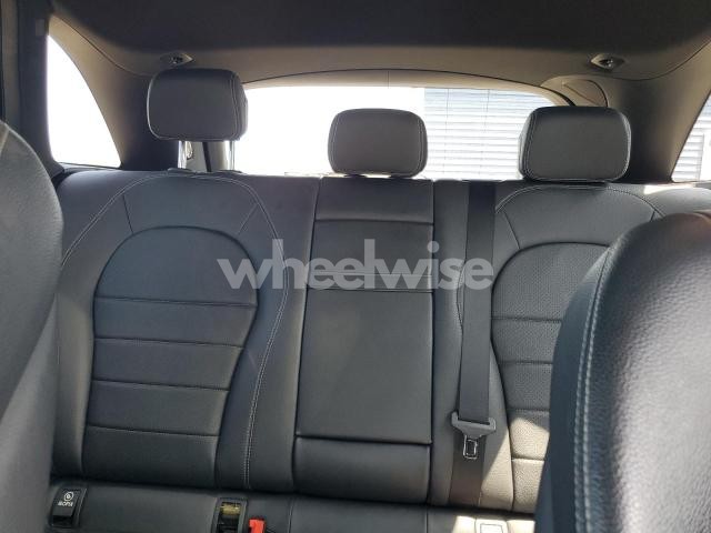 Photo 8 of 2017 MERCEDES-BENZ GLC 300 4MATIC (VIN WDC0G4KB3HF218986)