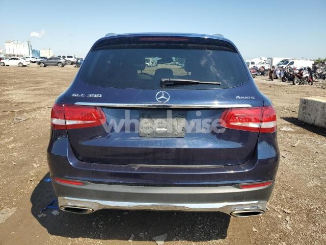Photo 10 of 2018 MERCEDES-BENZ GLC 300 4MATIC (VIN WDC0G4KB3JF463390)