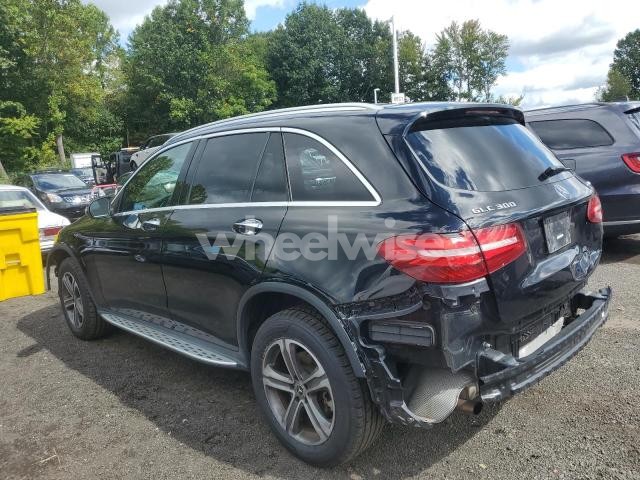 Photo 5 of 2018 MERCEDES-BENZ GLC 300 4MATIC (VIN WDC0G4KB3JV017584)