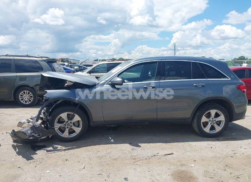 Photo 13 of 2018 Mercedes-benz Glc 300 4MATIC (VIN WDC0G4KB3JV068602)