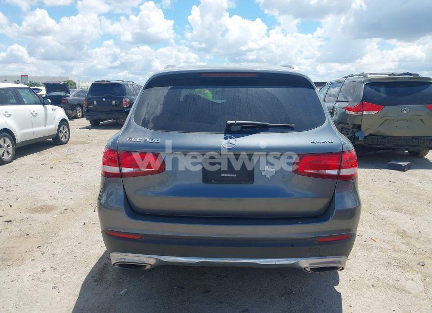 Photo 15 of 2018 Mercedes-benz Glc 300 4MATIC (VIN WDC0G4KB3JV068602)