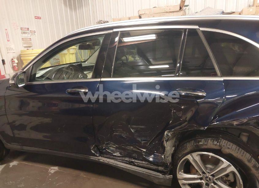 Photo 14 of 2019 Mercedes-benz Glc 300 4MATIC (VIN WDC0G4KB5KV123522)