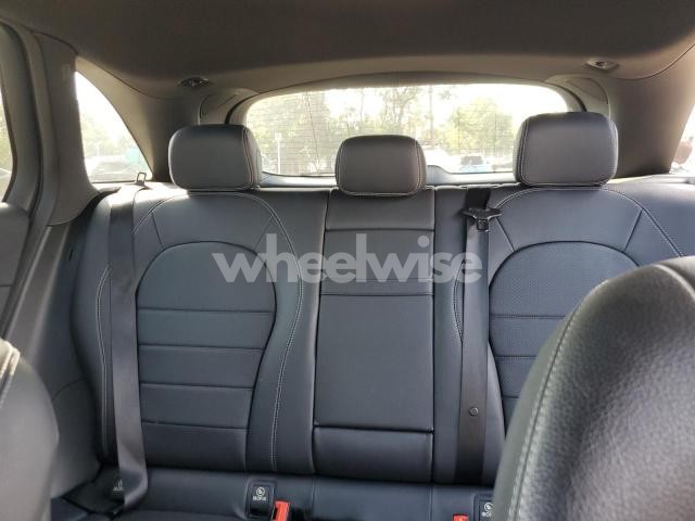 Photo 3 of 2016 MERCEDES-BENZ GLC 300 4MATIC (VIN WDC0G4KB6GF109470)