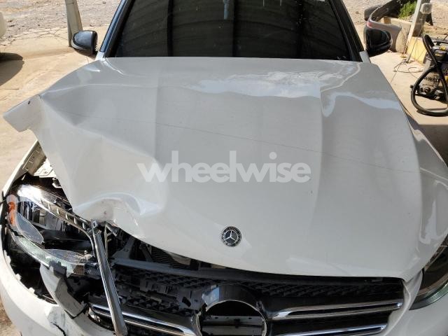 Photo 6 of 2018 MERCEDES-BENZ GLC 300 4MATIC (VIN WDC0G4KB6JV069324)