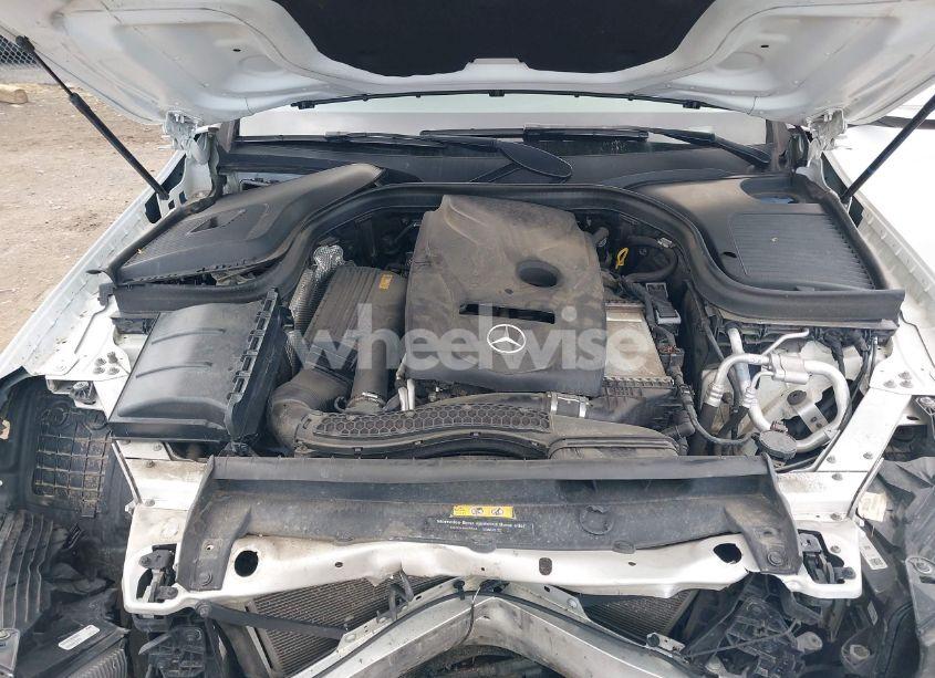 Photo 10 of 2019 Mercedes-benz Glc 300 4MATIC (VIN WDC0G4KB6KF640497)