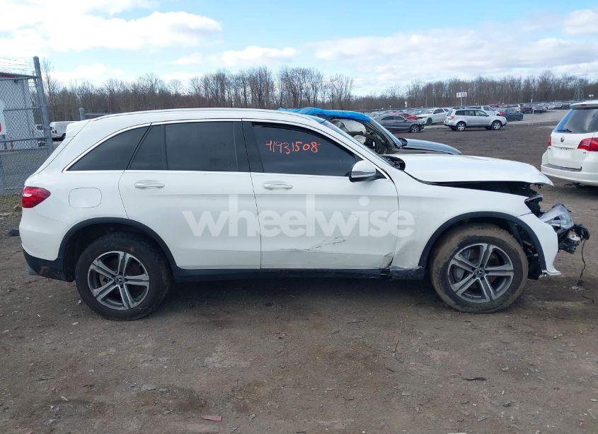 Photo 13 of 2019 Mercedes-benz Glc 300 4MATIC (VIN WDC0G4KB6KF640497)