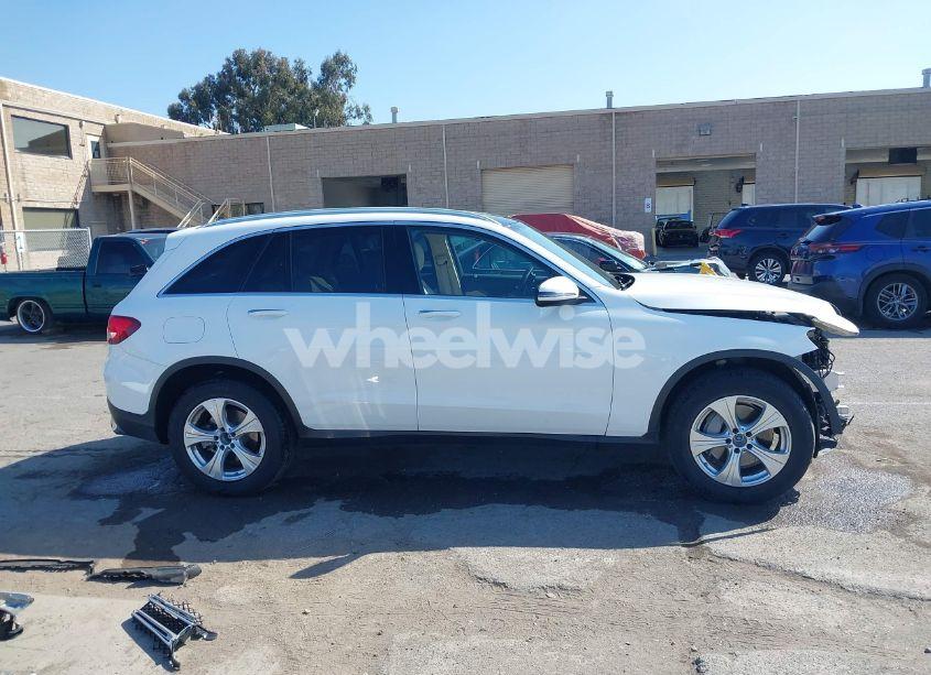 Photo 14 of 2017 Mercedes-benz Glc 300 4MATIC (VIN WDC0G4KB7HV005707)