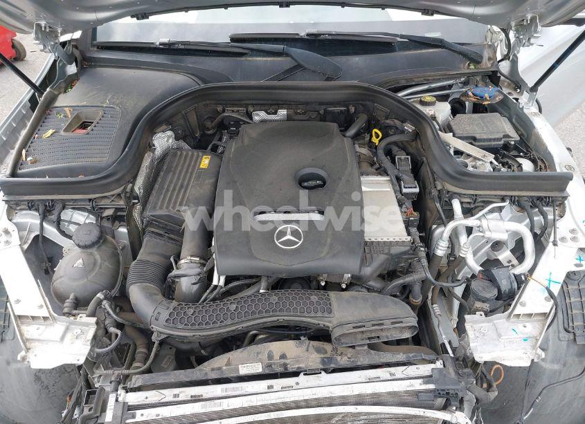 Photo 10 of 2019 Mercedes-benz Glc 300 4MATIC (VIN WDC0G4KB7KF626348)