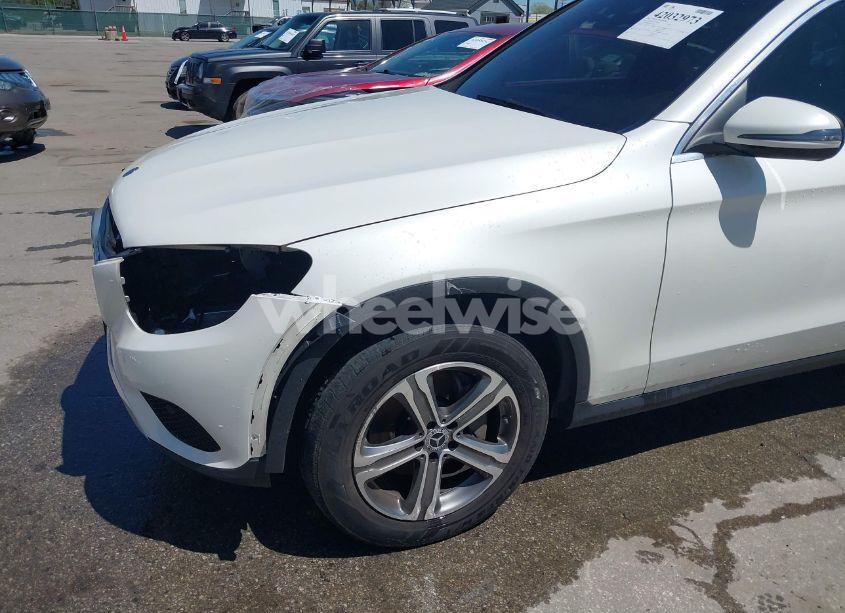 Photo 21 of 2019 Mercedes-benz Glc 300 4MATIC (VIN WDC0G4KB7KF642680)