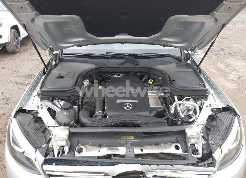 Photo 10 of 2017 Mercedes-benz Glc 300 4MATIC (VIN WDC0G4KB8HV010270)