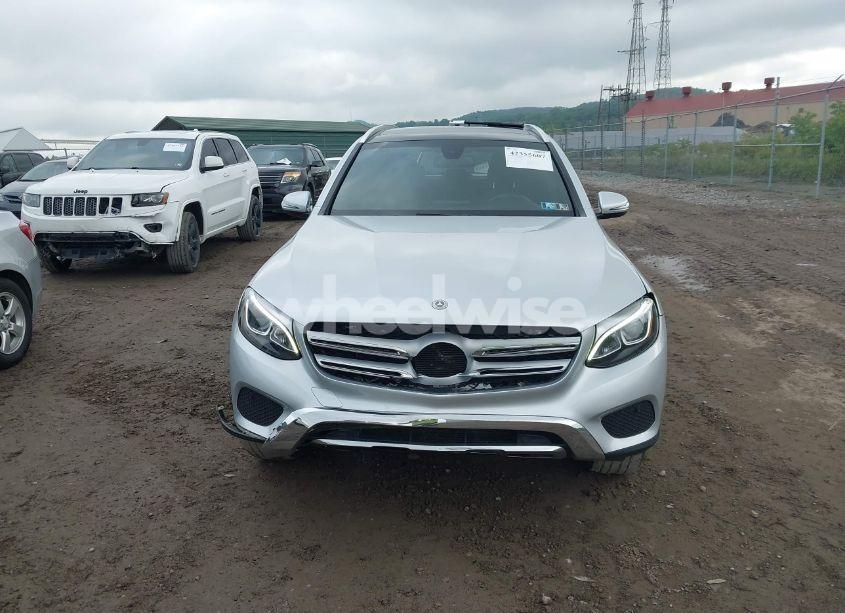 Photo 12 of 2017 Mercedes-benz Glc 300 4MATIC (VIN WDC0G4KB8HV010270)