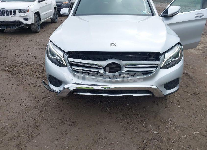 Photo 6 of 2017 Mercedes-benz Glc 300 4MATIC (VIN WDC0G4KB8HV010270)