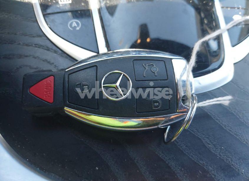 Photo 11 of 2018 Mercedes-benz Glc 300 4MATIC (VIN WDC0G4KB8JV112240)