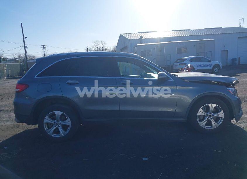 Photo 13 of 2018 Mercedes-benz Glc 300 4MATIC (VIN WDC0G4KB8JV112240)
