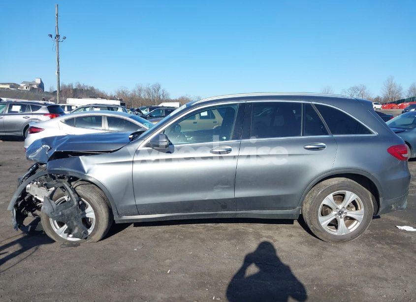 Photo 14 of 2018 Mercedes-benz Glc 300 4MATIC (VIN WDC0G4KB8JV112240)