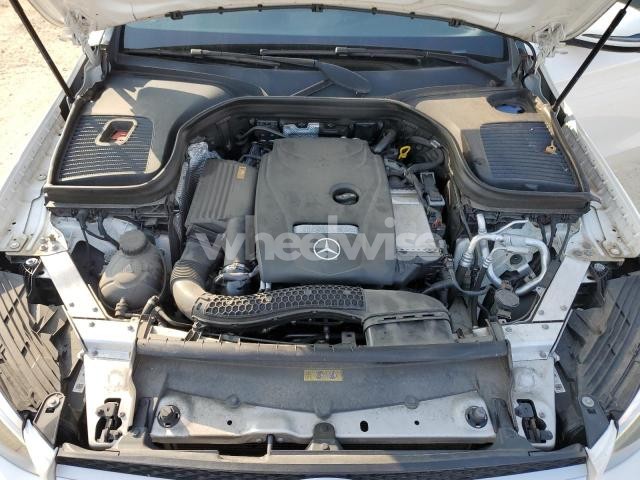 Photo 10 of 2019 MERCEDES-BENZ GLC 300 4MATIC (VIN WDC0G4KB8KV176246)