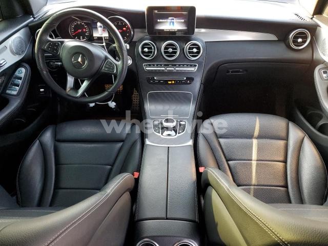 Photo 8 of 2019 MERCEDES-BENZ GLC 300 4MATIC (VIN WDC0G4KB8KV176246)