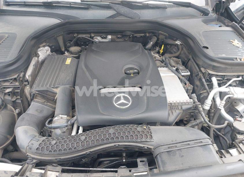 Photo 10 of 2016 Mercedes-benz Glc 300 4MATIC (VIN WDC0G4KB9GF054447)