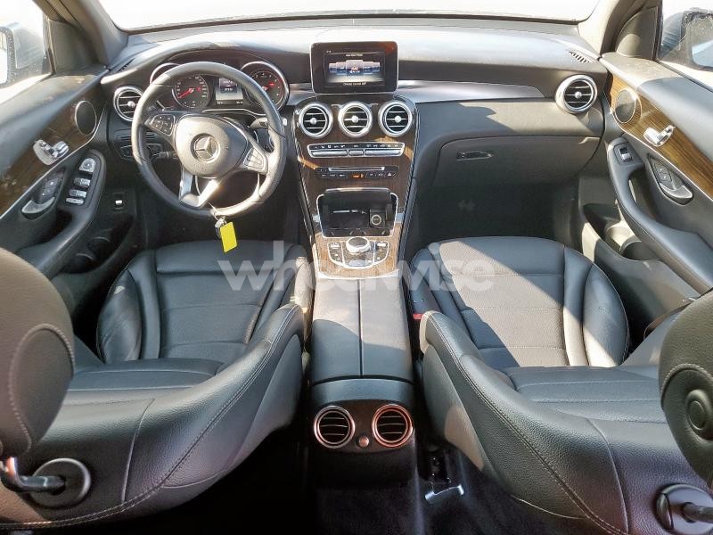 Photo 3 of 2017 MERCEDES-BENZ GLC 300 4MATIC (VIN WDC0G4KB9HF199747)