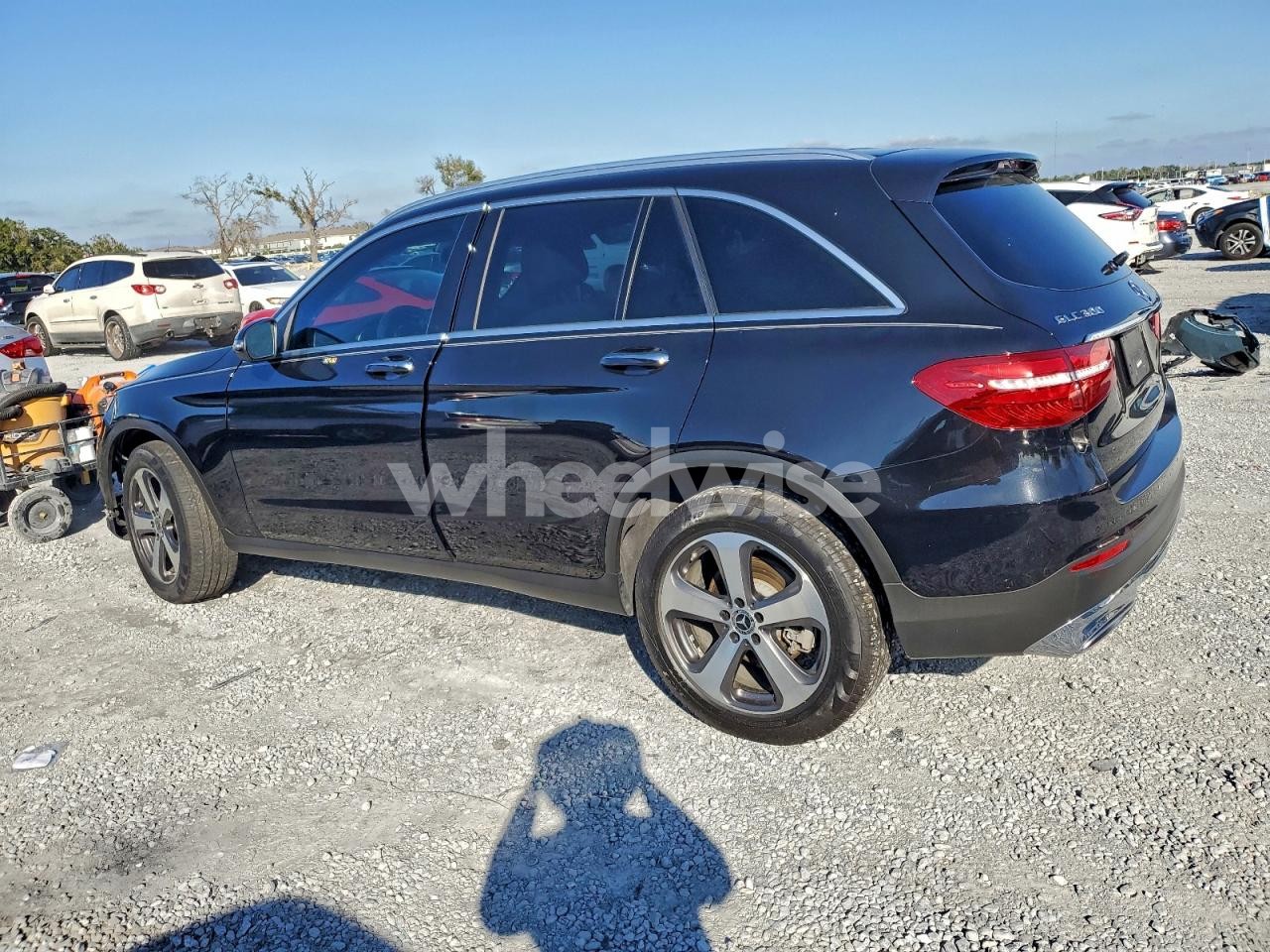 Photo 2 of 2018 MERCEDES-BENZ GLC 300 4MATIC (VIN WDC0G4KB9JV032879)