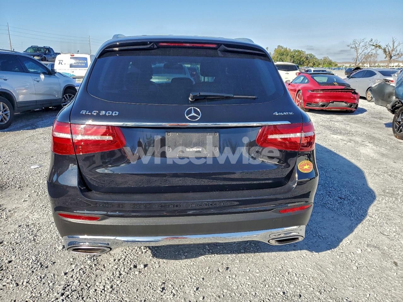 Photo 6 of 2018 MERCEDES-BENZ GLC 300 4MATIC (VIN WDC0G4KB9JV032879)