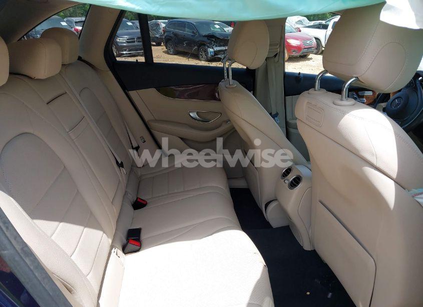 Photo 8 of 2018 Mercedes-benz Glc 300 4MATIC (VIN WDC0G4KB9JV054848)