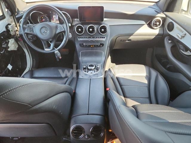 Photo 10 of 2019 MERCEDES-BENZ GLC 300 4MATIC (VIN WDC0G4KB9KF546534)