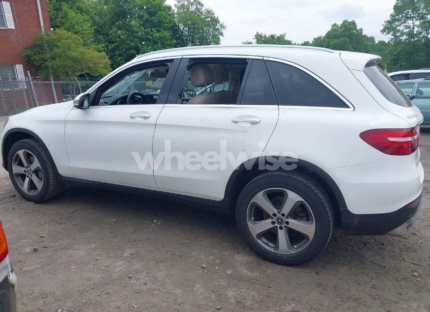 Photo 14 of 2019 Mercedes-benz Glc 300 4MATIC (VIN WDC0G4KB9KV175364)