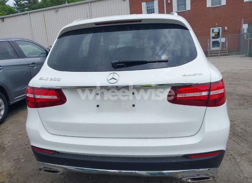 Photo 16 of 2019 Mercedes-benz Glc 300 4MATIC (VIN WDC0G4KB9KV175364)