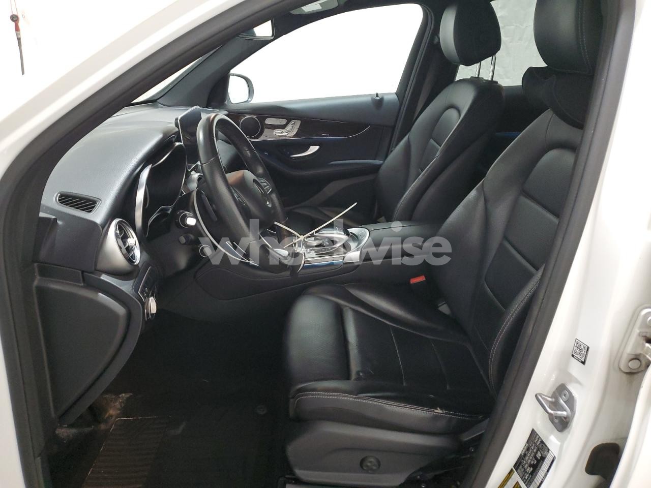 Photo 7 of 2018 MERCEDES-BENZ GLC 300 4MATIC (VIN WDC0G4KBXJV049951)