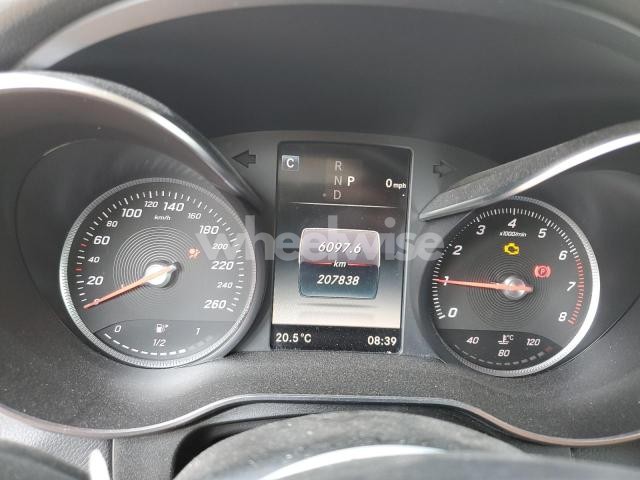 Photo 5 of 2018 MERCEDES-BENZ GLC 300 4MATIC (VIN WDC0G4KBXJV057239)