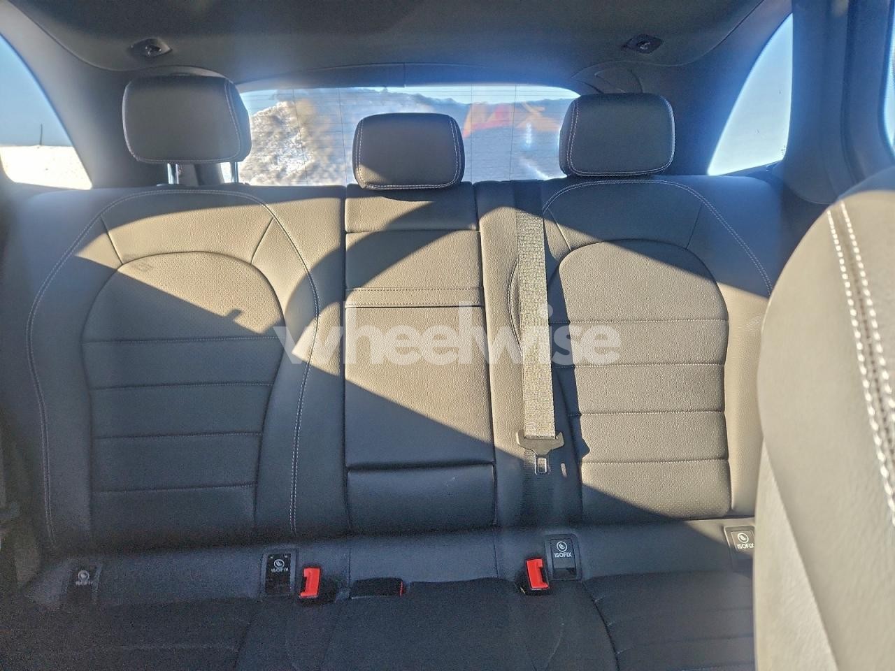 Photo 10 of 2019 MERCEDES-BENZ GLC 300 4MATIC (VIN WDC0G4KBXKF664172)