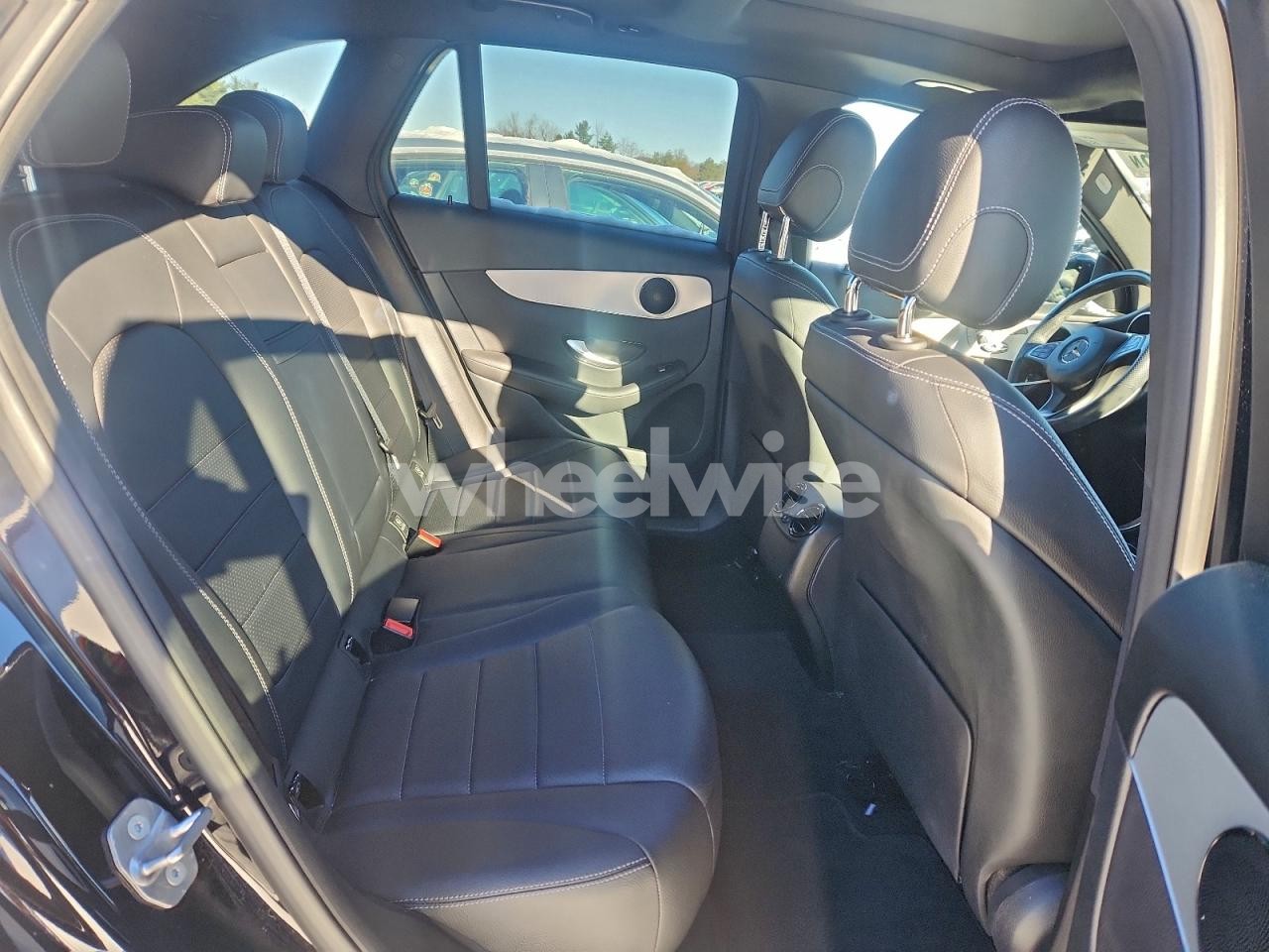 Photo 11 of 2019 MERCEDES-BENZ GLC 300 4MATIC (VIN WDC0G4KBXKF664172)