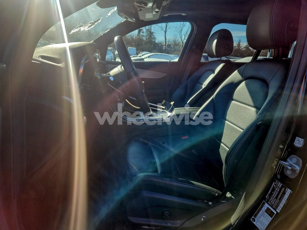 Photo 7 of 2019 MERCEDES-BENZ GLC 300 4MATIC (VIN WDC0G4KBXKF664172)