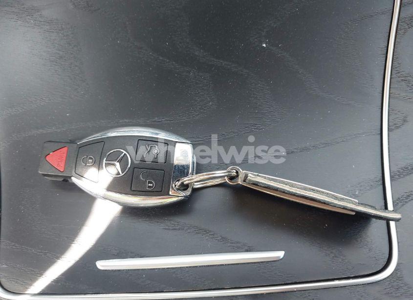 Photo 11 of 2019 Mercedes-benz Glc 300 4MATIC (VIN WDC0G4KBXKF665466)