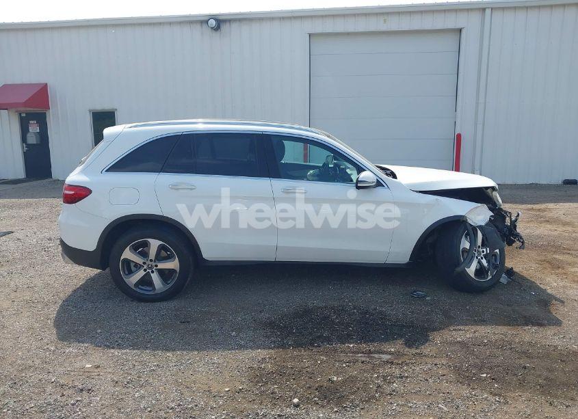 Photo 13 of 2019 Mercedes-benz Glc 300 4MATIC (VIN WDC0G4KBXKF665466)
