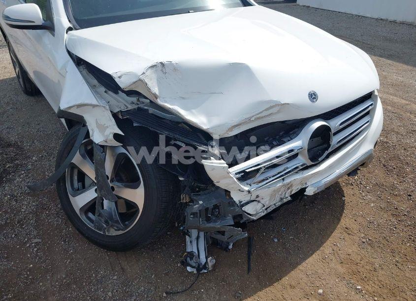 Photo 6 of 2019 Mercedes-benz Glc 300 4MATIC (VIN WDC0G4KBXKF665466)