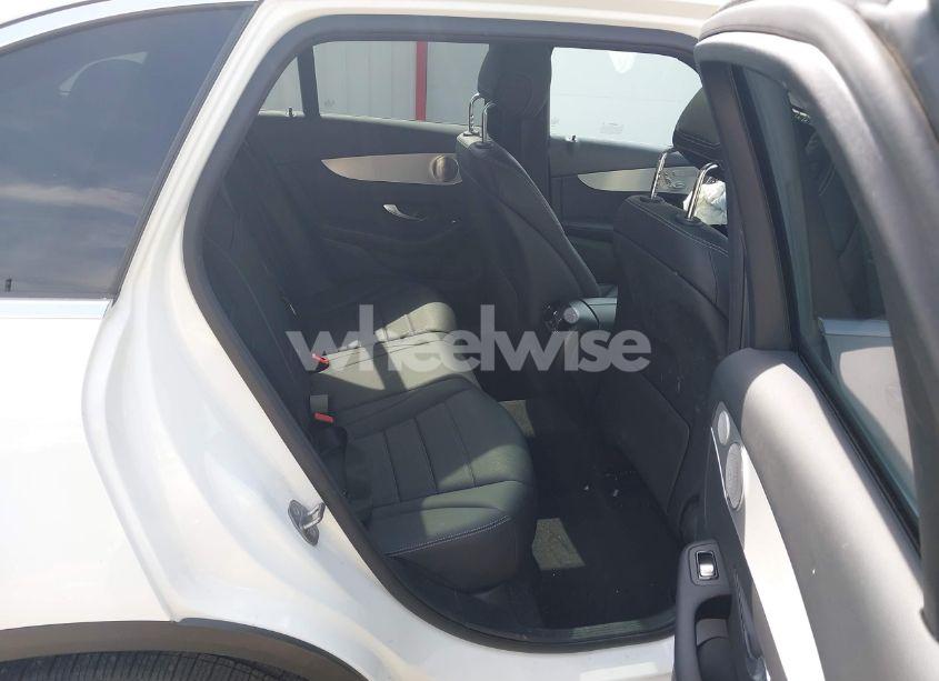 Photo 8 of 2019 Mercedes-benz Glc 300 4MATIC (VIN WDC0G4KBXKF665466)