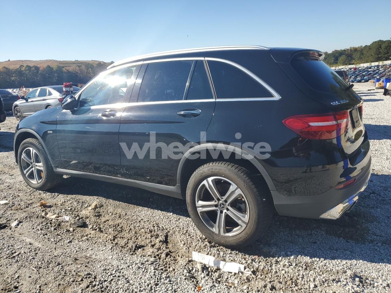 Photo 2 of 2019 MERCEDES-BENZ GLC 350E (VIN WDC0G5EB7KF511301)