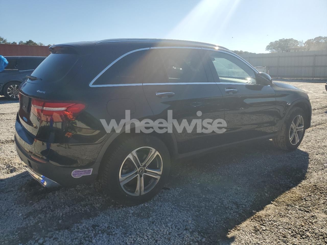 Photo 3 of 2019 MERCEDES-BENZ GLC 350E (VIN WDC0G5EB7KF511301)