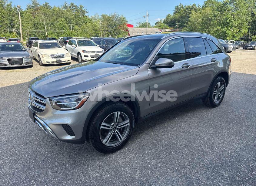 Photo 2 of 2020 Mercedes-benz Glc 300 4MATIC (VIN WDC0G8EB3LF693291)