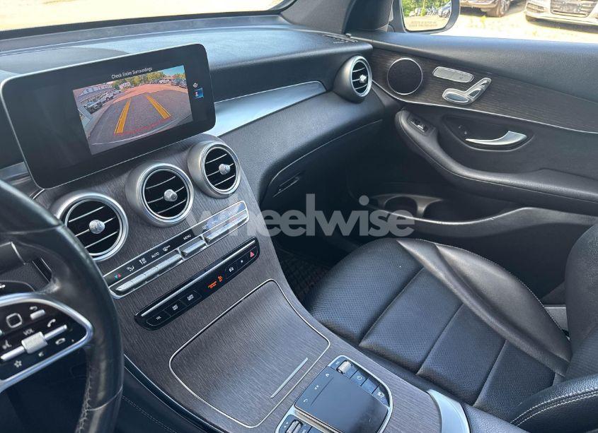 Photo 6 of 2020 Mercedes-benz Glc 300 4MATIC (VIN WDC0G8EB3LF693291)